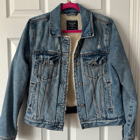 Abercrombie Trucker Jacket - Picture 1 of 4